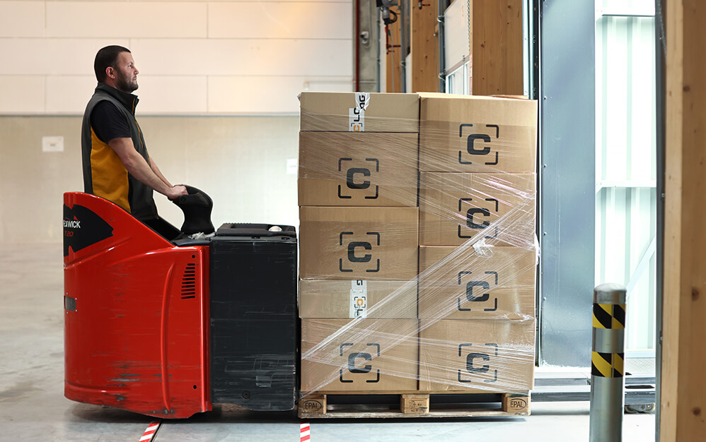 Pourquoi choisir C-Lerity : expertise transport mode et luxe, réseau multi-transporteurs, optimisation de la supply chain, conformité internationale, logistique retours et équipe dédiée